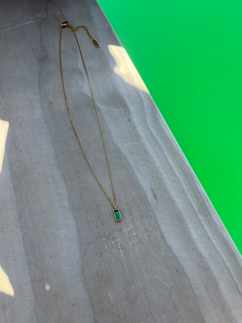 Emerald dream necklace