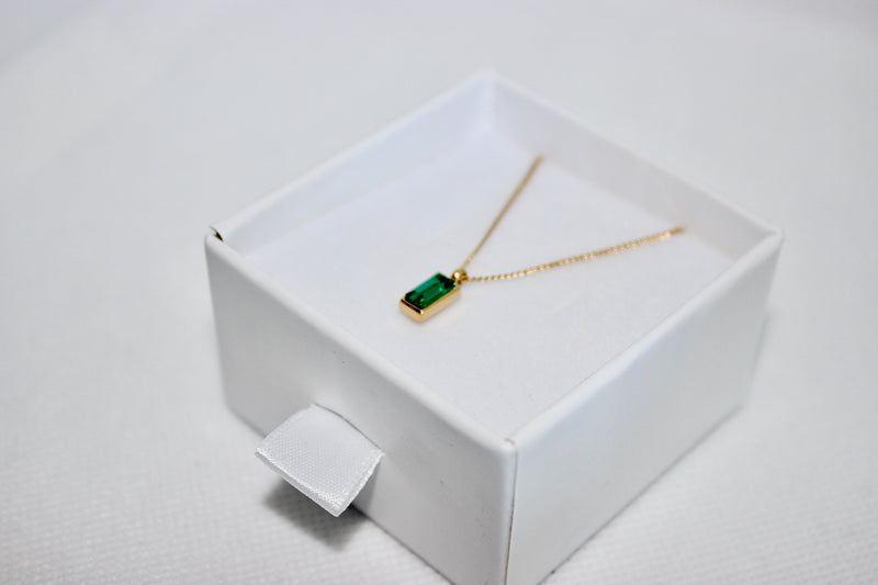 Emerald dream necklace