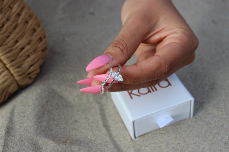 The Elegant Ring